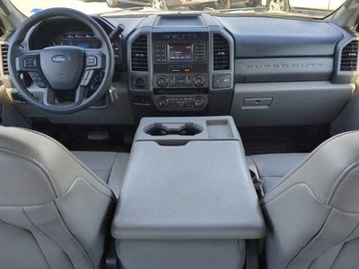 2017 Ford F-450 Chassis XL