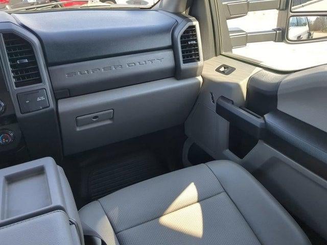 2017 Ford F-450 Chassis XL