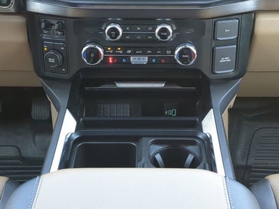 2023 Ford F-450 Chassis LARIAT