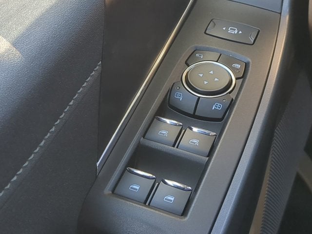 2023 Ford F-450 Chassis LARIAT