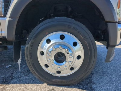 2023 Ford F-450 Chassis LARIAT