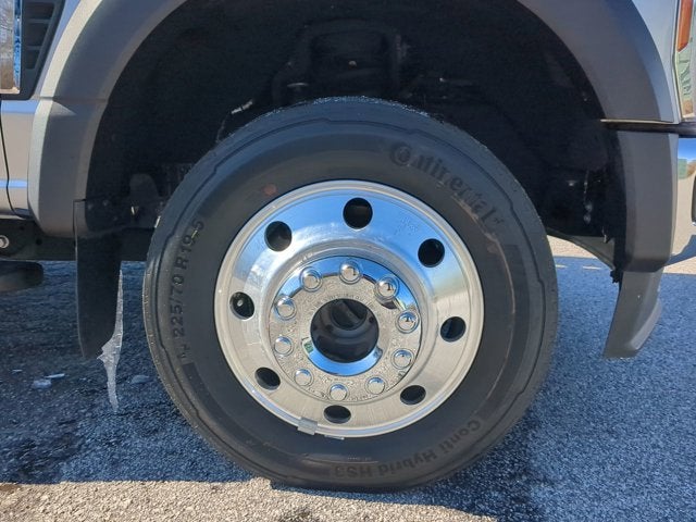 2023 Ford F-450 Chassis LARIAT