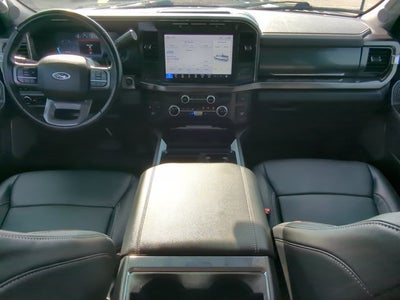 2023 Ford F-450 Chassis LARIAT