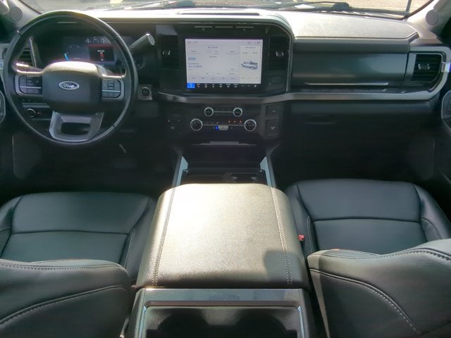 2023 Ford F-450 Chassis LARIAT