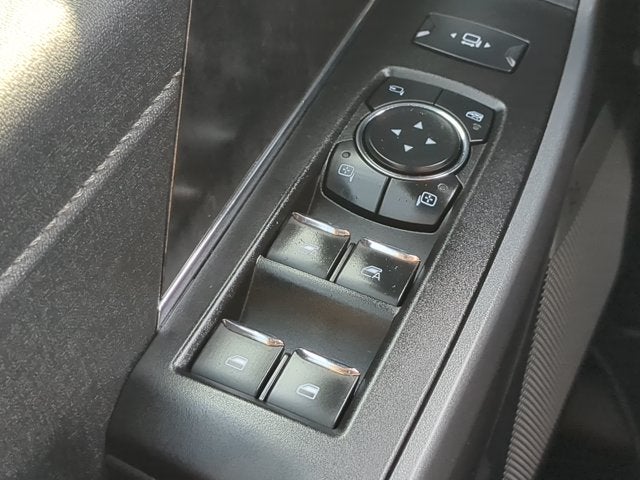 2023 Ford F-450 Chassis LARIAT