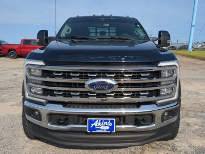 2023 Ford F-450 Chassis LARIAT