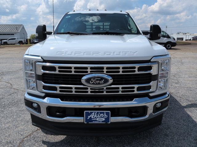 2025 Ford F-350 Chassis XL
