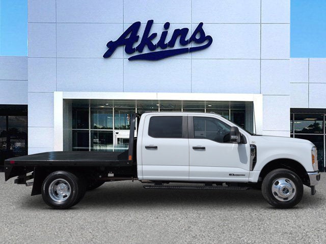 2025 Ford F-350 Chassis XL