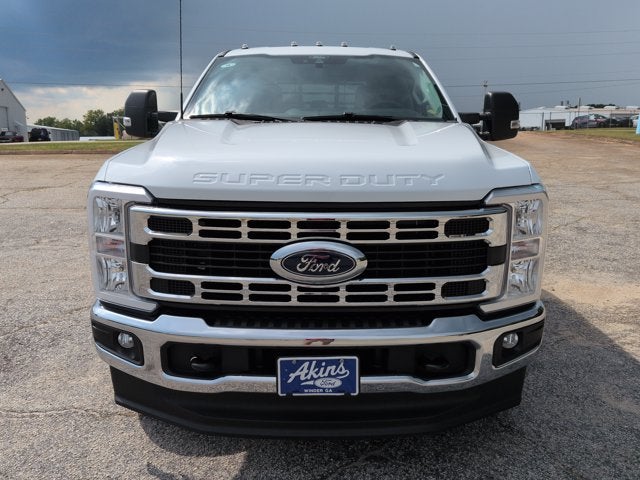 2025 Ford F-350 Chassis XL