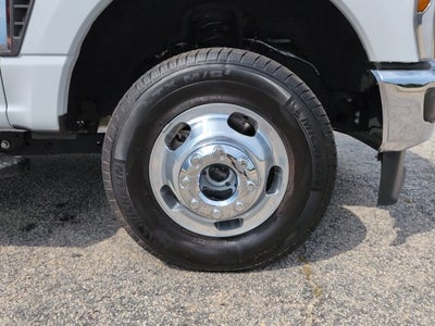 2025 Ford F-350 Chassis XL