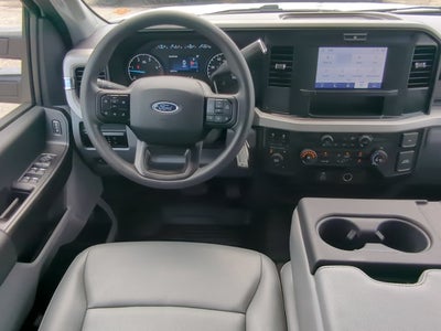 2025 Ford F-350 Chassis XL