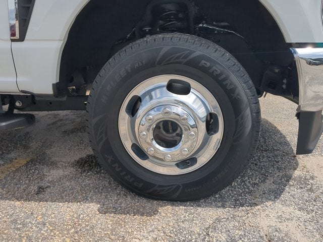 2025 Ford F-350 Chassis XL