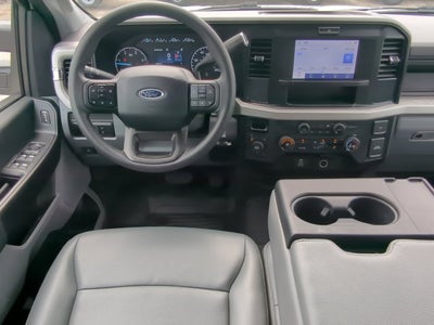 2025 Ford F-350 Chassis XL