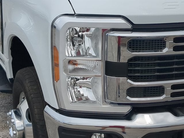 2025 Ford F-350 Chassis XL