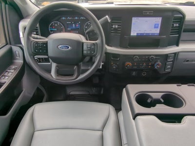 2025 Ford F-350 Chassis XL