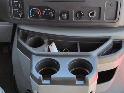2010 Ford E-350 Cutaway E-350 Super Duty 138" 5-Spd SRW