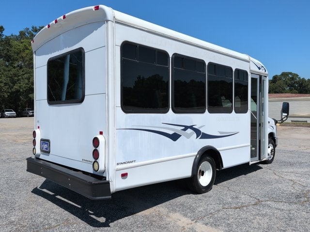 2010 Ford E-350 Cutaway E-350 Super Duty 138" 5-Spd SRW