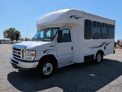 2010 Ford E-350 Cutaway E-350 Super Duty 138" 5-Spd SRW