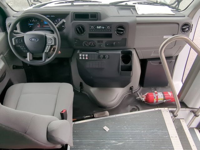 2024 Ford E-350 Cutaway E-350 SRW 138" WB