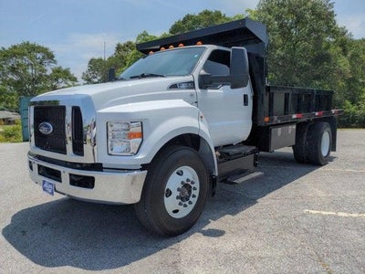 2023 Ford F-650 Gas Base