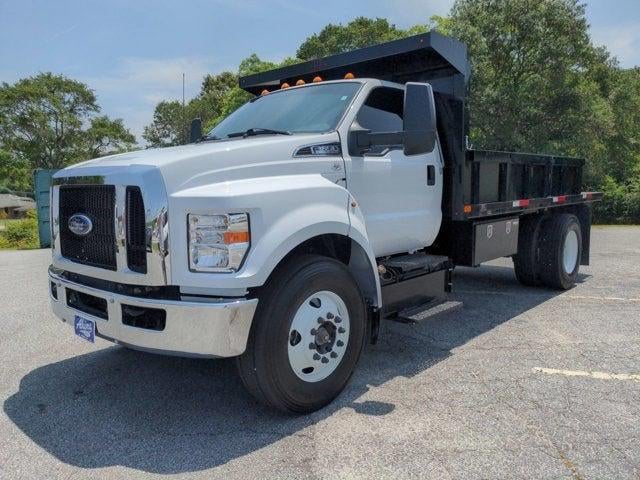 2023 Ford F-650 Gas Base