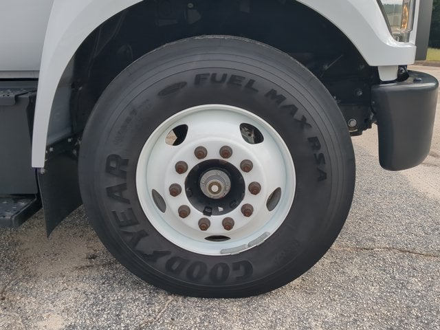 2024 Ford F-650 Diesel Base