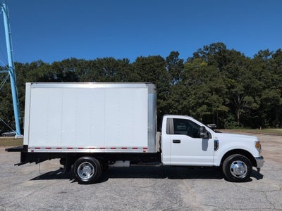 2022 Ford F-350 Chassis XLT