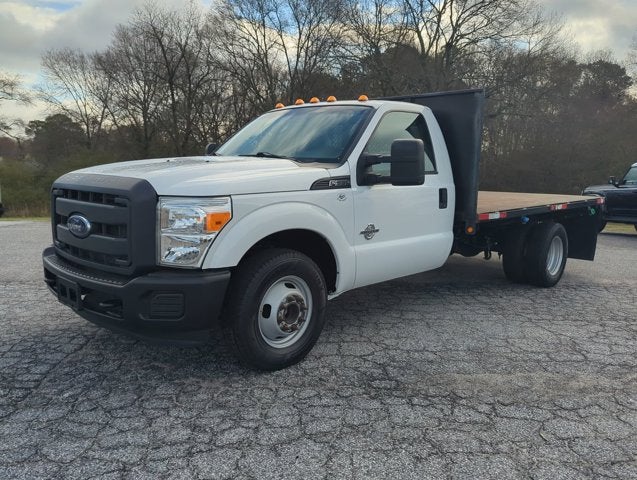 2015 Ford F-350 Chassis XL