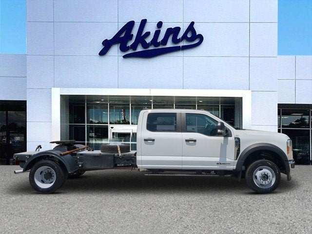 2025 Ford F-550 Chassis XL