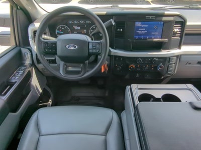 2025 Ford F-550 Chassis XL