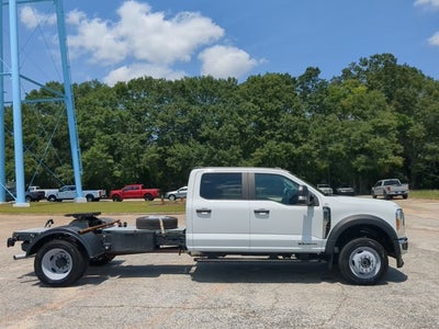 2025 Ford F-550 Chassis XL