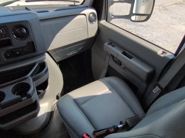 2025 Ford E-350 Cutaway E-350 SRW 138" WB