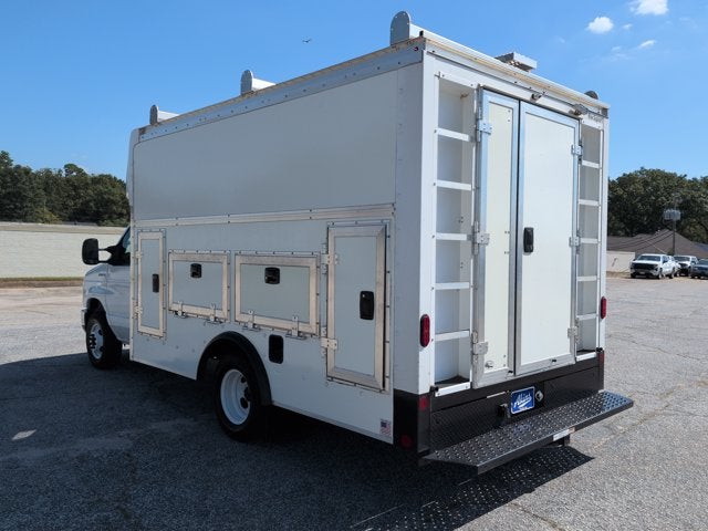 2025 Ford E-350 Cutaway E-350 SRW 138" WB