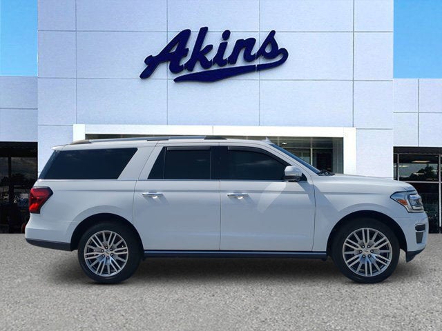 2022 Ford Expedition Limited MAX's photo