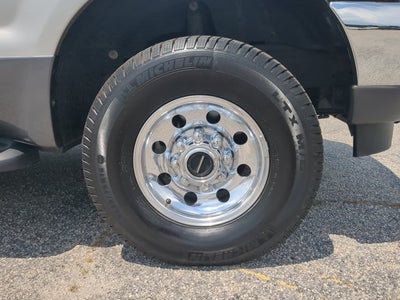 2004 Ford Excursion XLT
