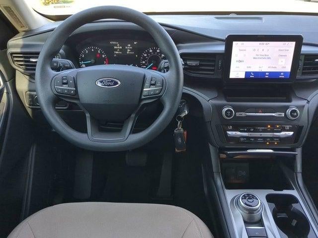 2020 Ford Explorer Base