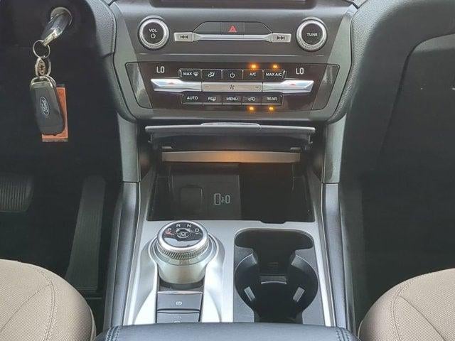 2020 Ford Explorer Base