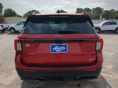 2025 Ford Explorer ST-Line
