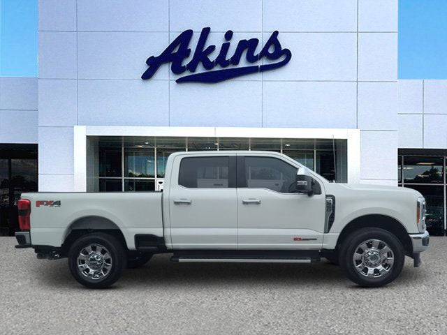 2023 Ford F-250 LARIAT