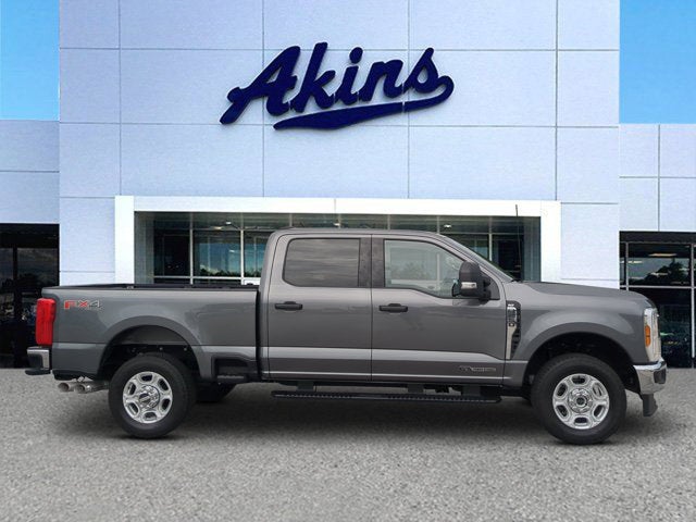 2025 Ford F-250 XLT