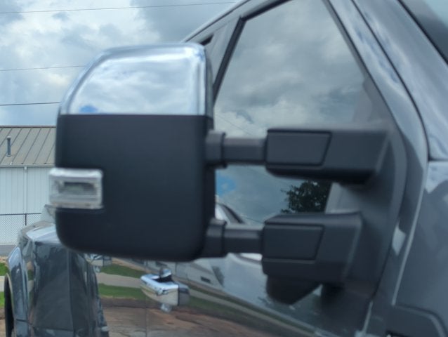 2025 Ford F-450 LARIAT