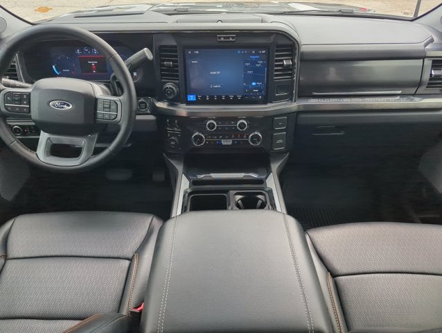 2025 Ford F-450 LARIAT