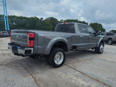 2025 Ford F-450 LARIAT