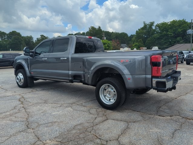 2025 Ford F-450 LARIAT