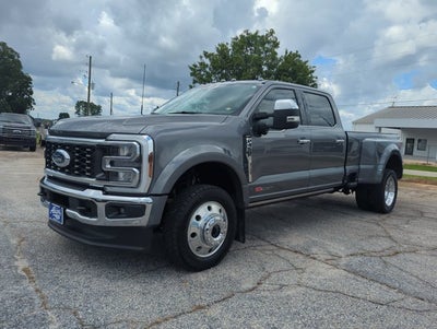 2025 Ford F-450 LARIAT