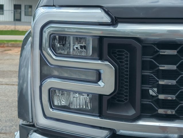 2025 Ford F-450 LARIAT