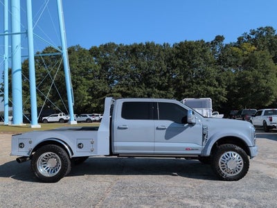 2025 Ford F-450 Platinum