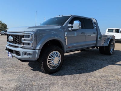 2025 Ford F-450 Platinum