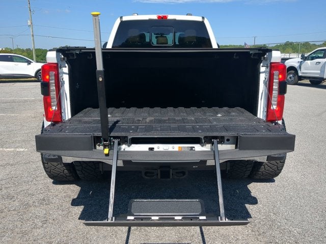 2025 Ford F-450 LARIAT