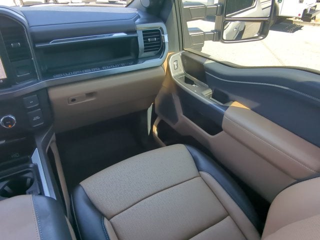 2025 Ford F-450 LARIAT